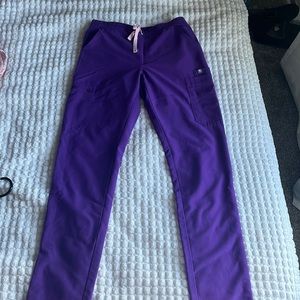 Figs scrub pant- straight leg style